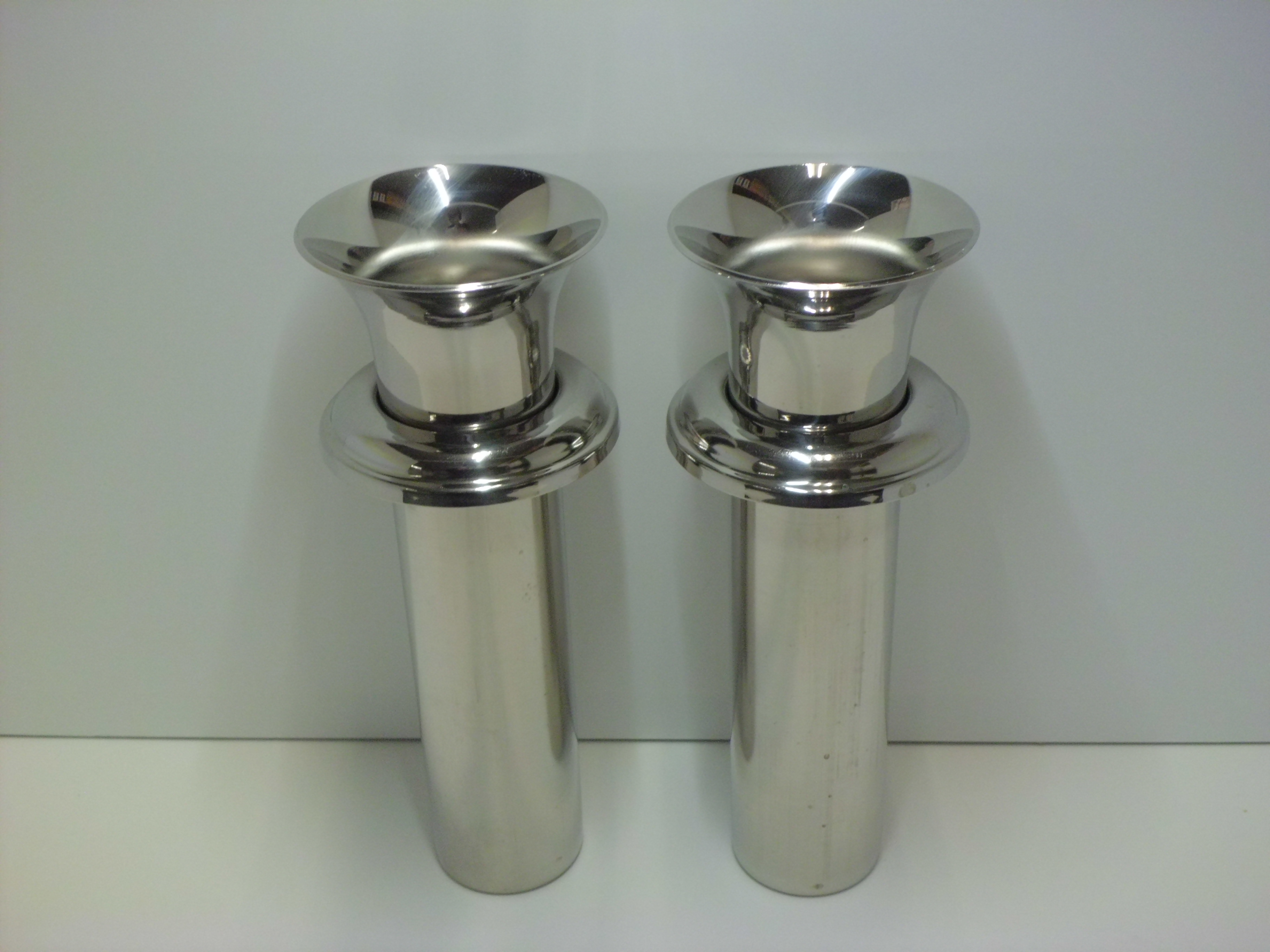 お墓用花立 ステンレス製 ツバ付 筒径:44mm ツバ下:140mm [W-44大]