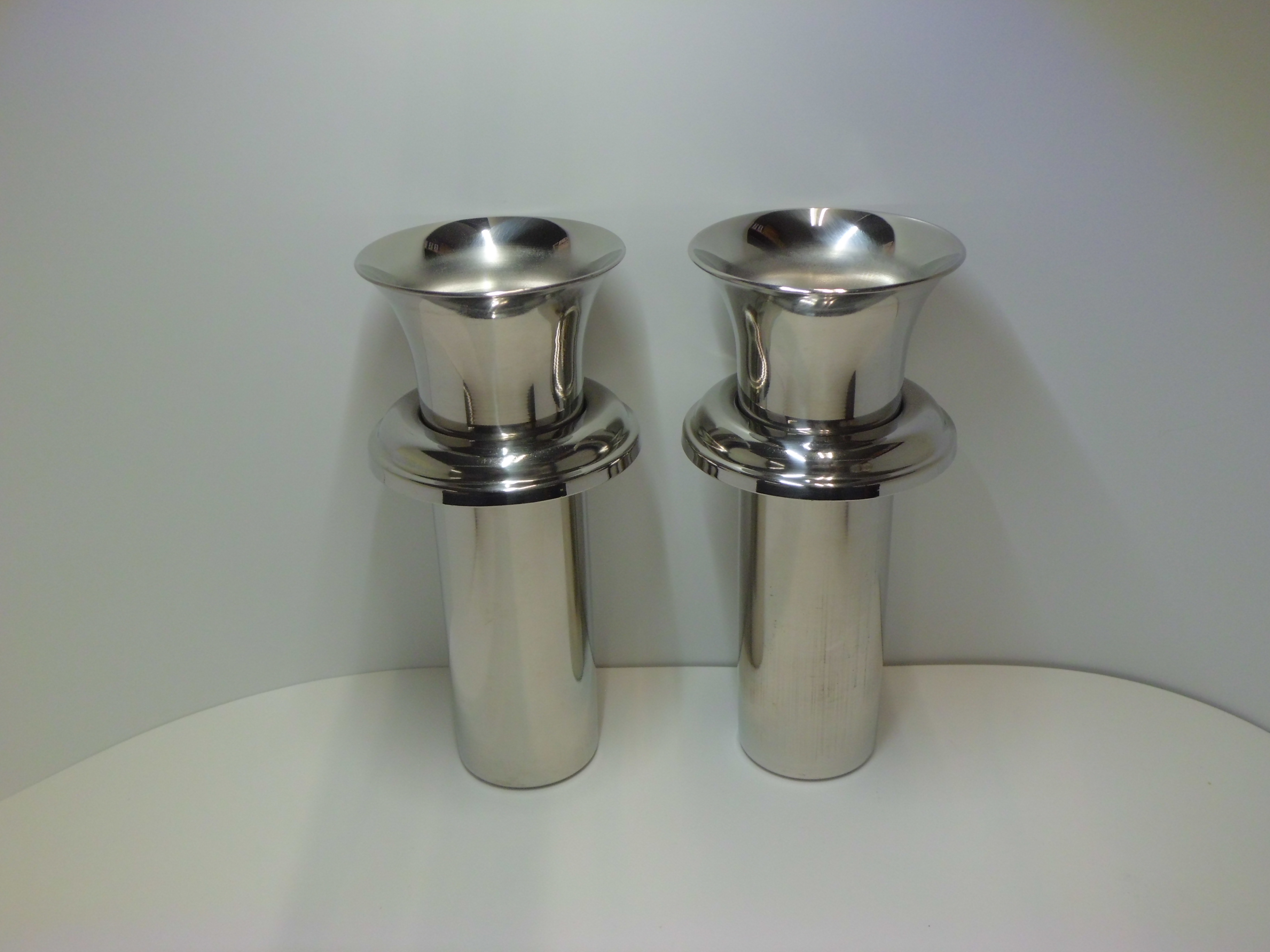 お墓用花立 ステンレス製 ツバ付 筒径:44mm ツバ下:105mm [W-44小]